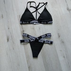 "God save queens" black and white bikini